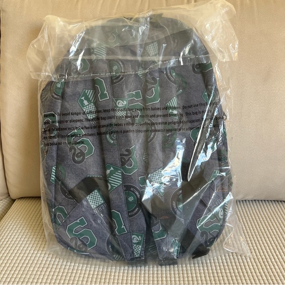 NWT Harry Potter Slytherin Backpack - Picture 3 of 4